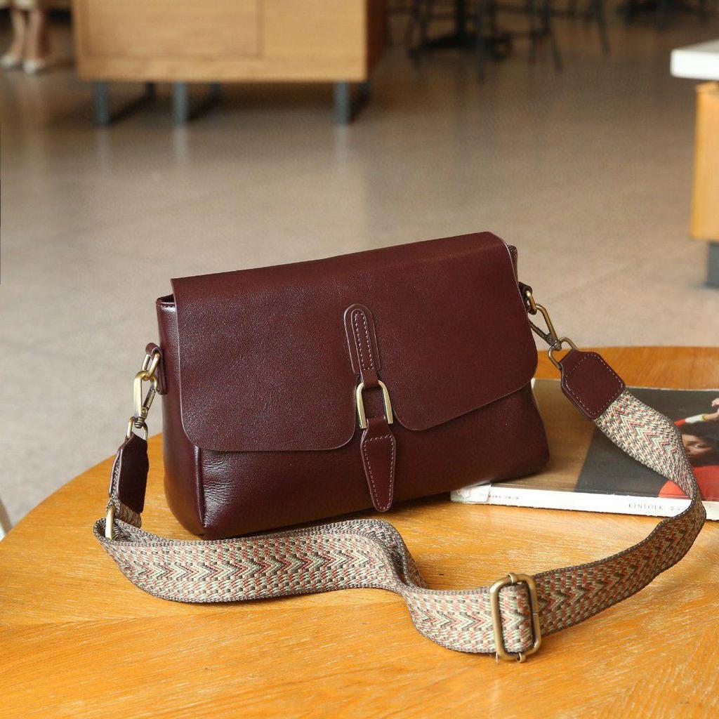 Женская сумка из натуральной кожи Универсальная и модная сумка через плечо Воловья кожа Одноплечевая Маленькая квадратная сумка