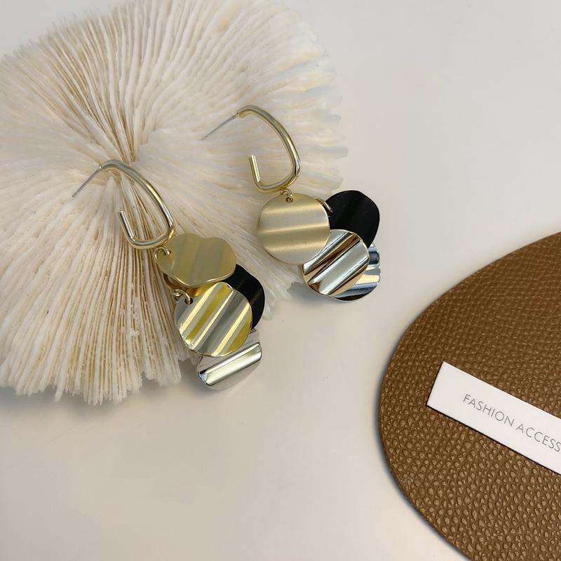 Женские круглые серьги из листового металла, новые модные и универсальные серьги с темпераментом, длинные серьги с цветовой блокировкой