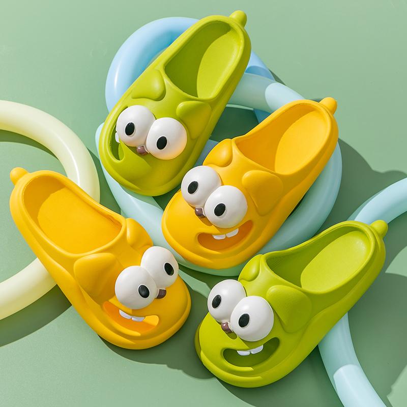 Женские летние тапочки, милые нескользящие водонепроницаемые мягкие домашние и уличные сандалии с большими глазами и мультяшной собакой
