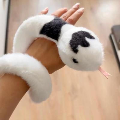 Плюшевая игрушка Любовь Сяо Цубао Хит Драма Месть Змея Мягкая кукла с дизайном персонажей Тянь Сюйнин Цзыюй для декора дивана Подарок для фанатов