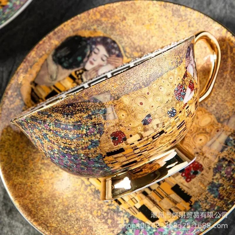 Klimt Kiss Bone China Кружки Кофейные чашки с ложкой Фарфор Густава Климта Свадьба День рождения Подарки Офис Бытовая посуда