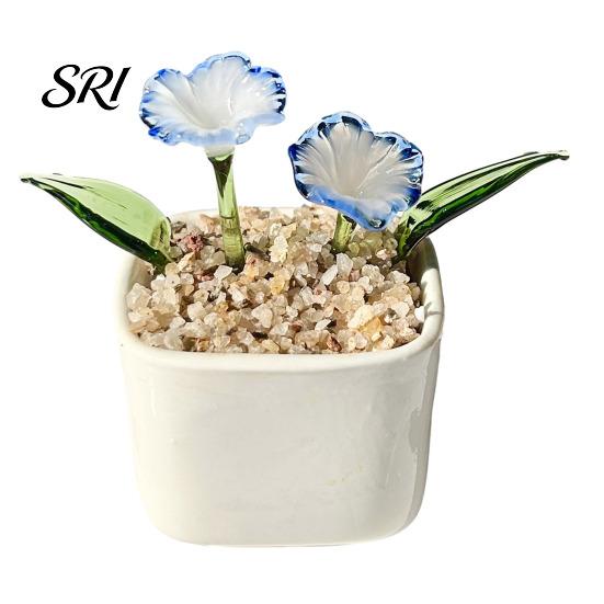 Exquisite Glass Flower Craft Miniature Figurine Hand Blown Mini Bouquet in Small Decorative Plant Pot Collectible Blooming Ornament for Home