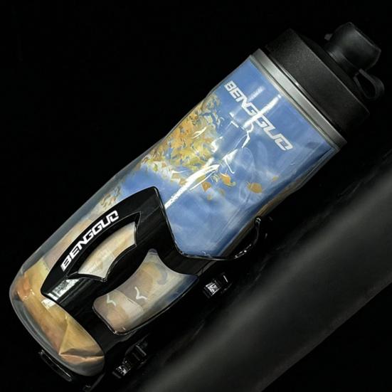 Бутылка для воды для велосипеда объемом 610 мл с пылезащитной крышкой, большая емкость, изолированная, портативная, легкая, для путешествий на открытом воздухе, для занятий спортом, для велоспорта, сжимаемая, питьевая бутылка