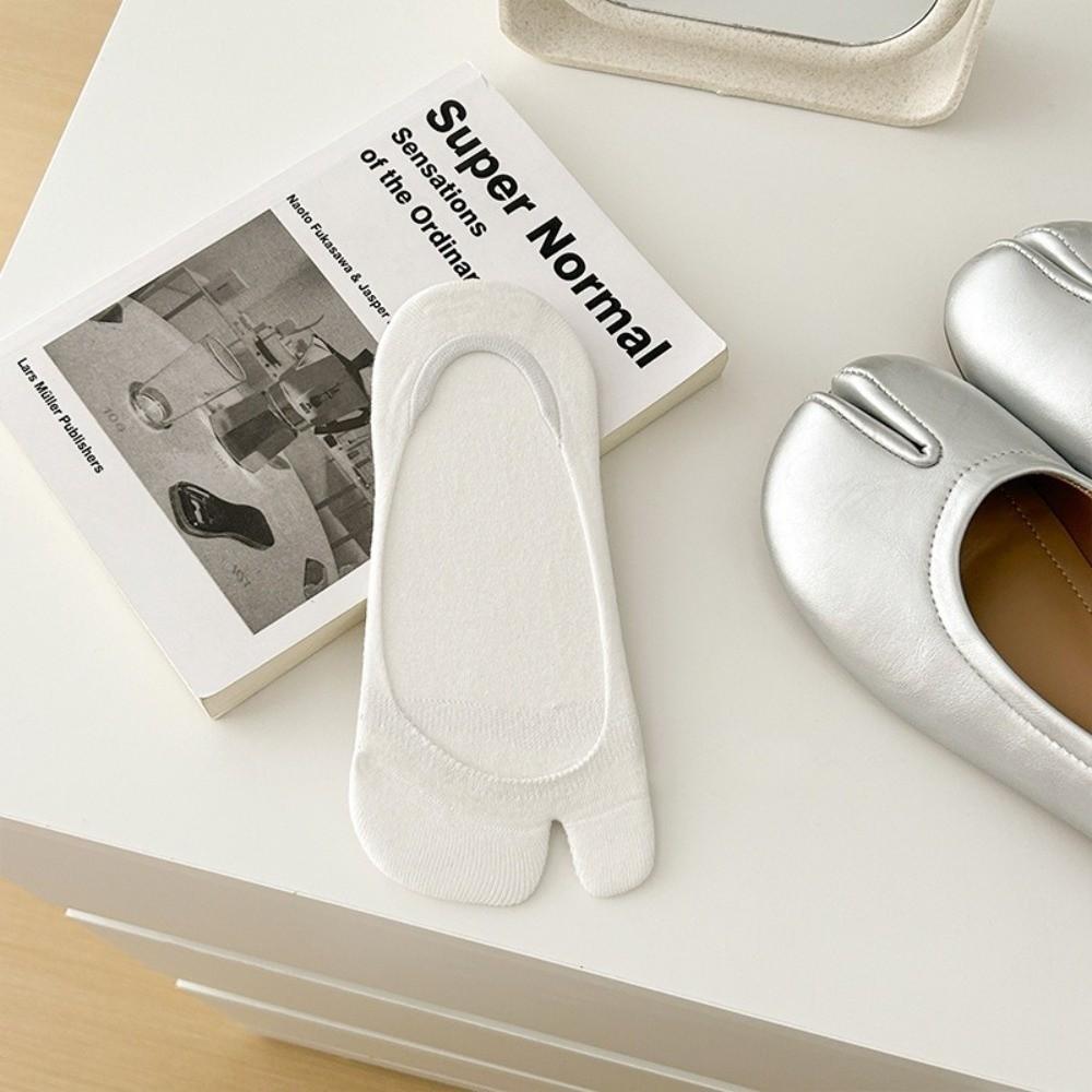 1 Pair Non Slip Heel Split Toe Liners Breathable No Show Socks Tabi Liner Socks Flat Shoes