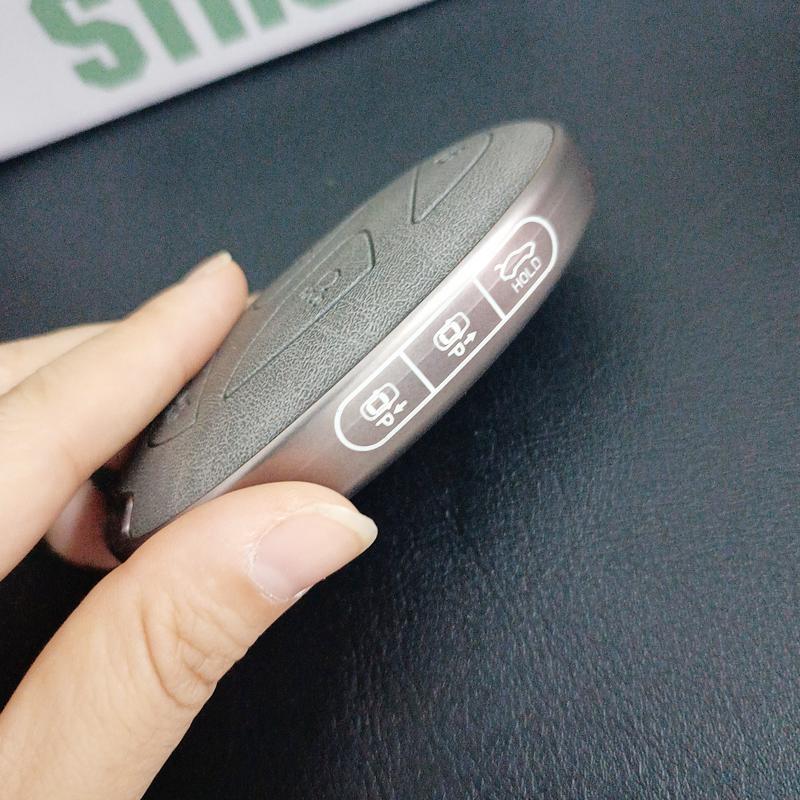 Lightweight Key Case for Hyundai Grandeur GN7 Kona Ev Lonic 2023 7 Button Remote Smart Car Key Cover Holder Keychain Accessories