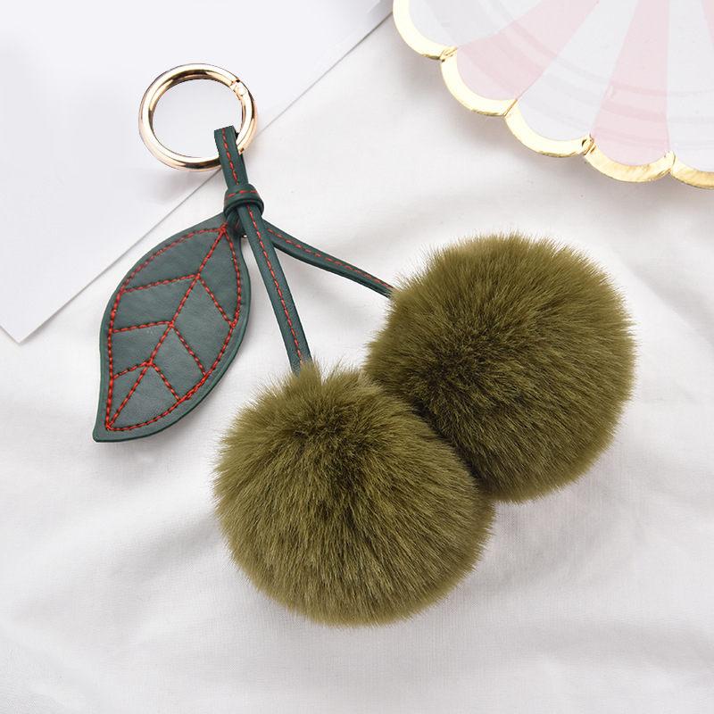 Fashion New Cute Fluffy Artificial Rabbit Fur Ball Pompom Leaf Keychain Cherry Key Chain Handbag Pendant Car Key Chain Ring