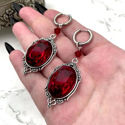 Серьги-камеи вампира, Готическая бижутерия, Капли крови, Язычество, Аксессуары вуду, Панк, Викторианский стиль, Демон, Готические серьги-крючки для женщин