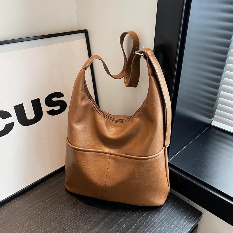 Retro Underarm Bag Women's New Versatile Fashion Tote Bag Niche Large Capacity Mother and Child Shoulder Bag