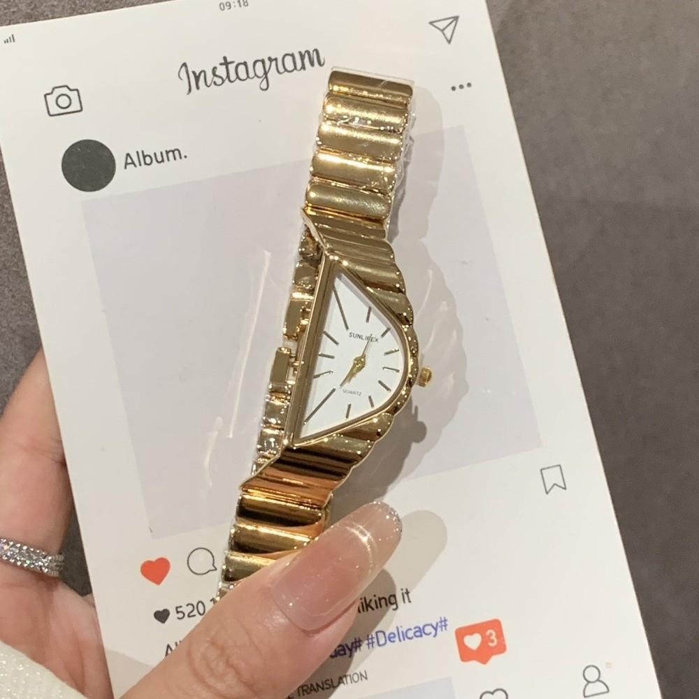 Irregular Niche Women's Watch Gold Chain Elegant Luxury Ladies' Wristwatch Half-Moon Dial Fashion Jewelry Quartz Watch Business