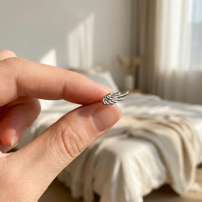 Титановые серьги-гвоздики с крылом, плоская задняя часть, 16G, Лабрет, Пирсинг губы, уха, хряща уха, козелка, хряща козелка, завитка, Пирсинг, Украшения