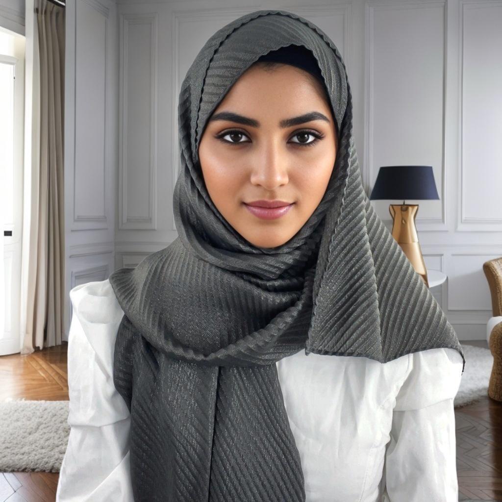High Quality Breathable Women's Shiny Pleated Hijab Scarf Fashion Polyester Golden Sliver Crinkle Head Wraps Islamic Turban