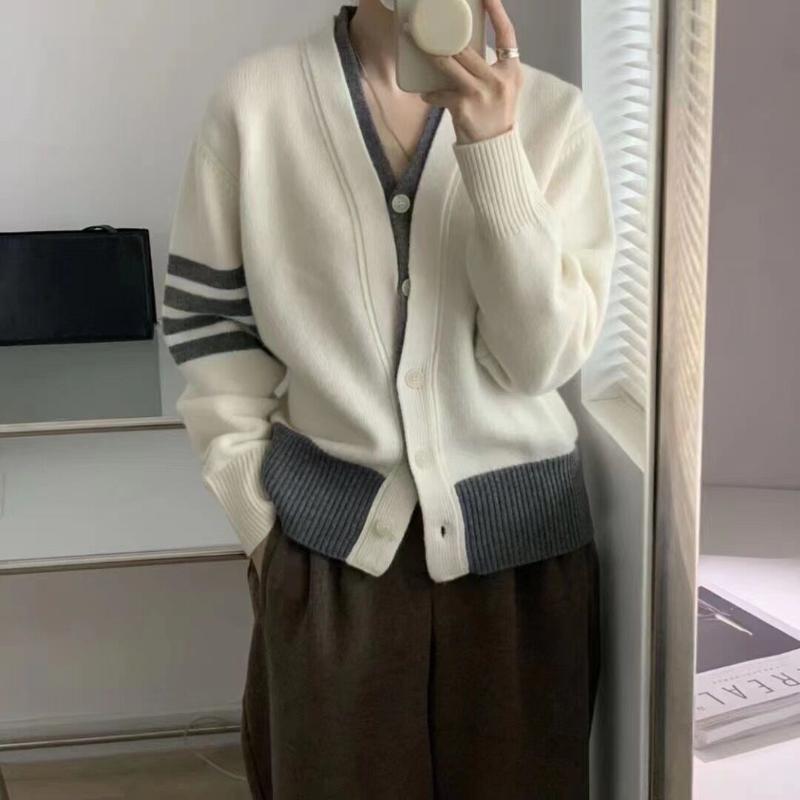 V-neck Knitted Cardigan Sweater Loose Early Autumn Color Contrast Sweater Design Cardigan Sweater Top Coat Female
