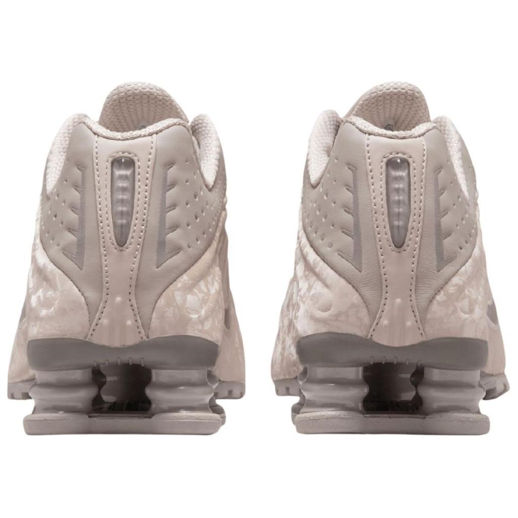 Nike Shox R4 Flat Pewter Floral Women Sneakers Grey College-Grey HV0934-001