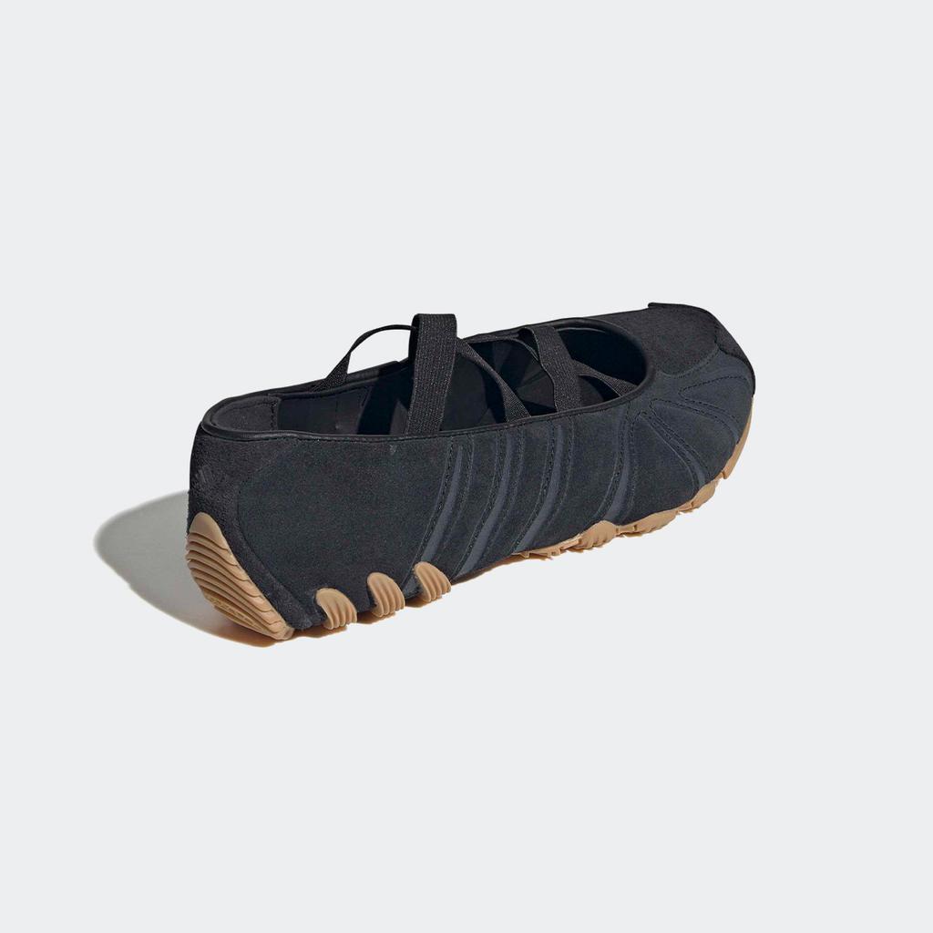 adidas Ghost Sprint Балет [KI7740-CBLACK/CBLACK/GUM3]
