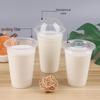 Одноразовые пластиковые стаканчики с крышками