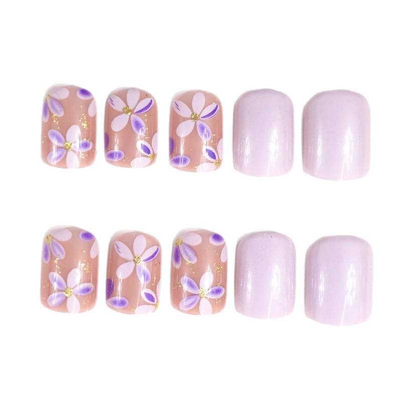 Short Square European And American Nail Art Spring And Summer Sweet And Cute Purple Flower Design Wearing Nail