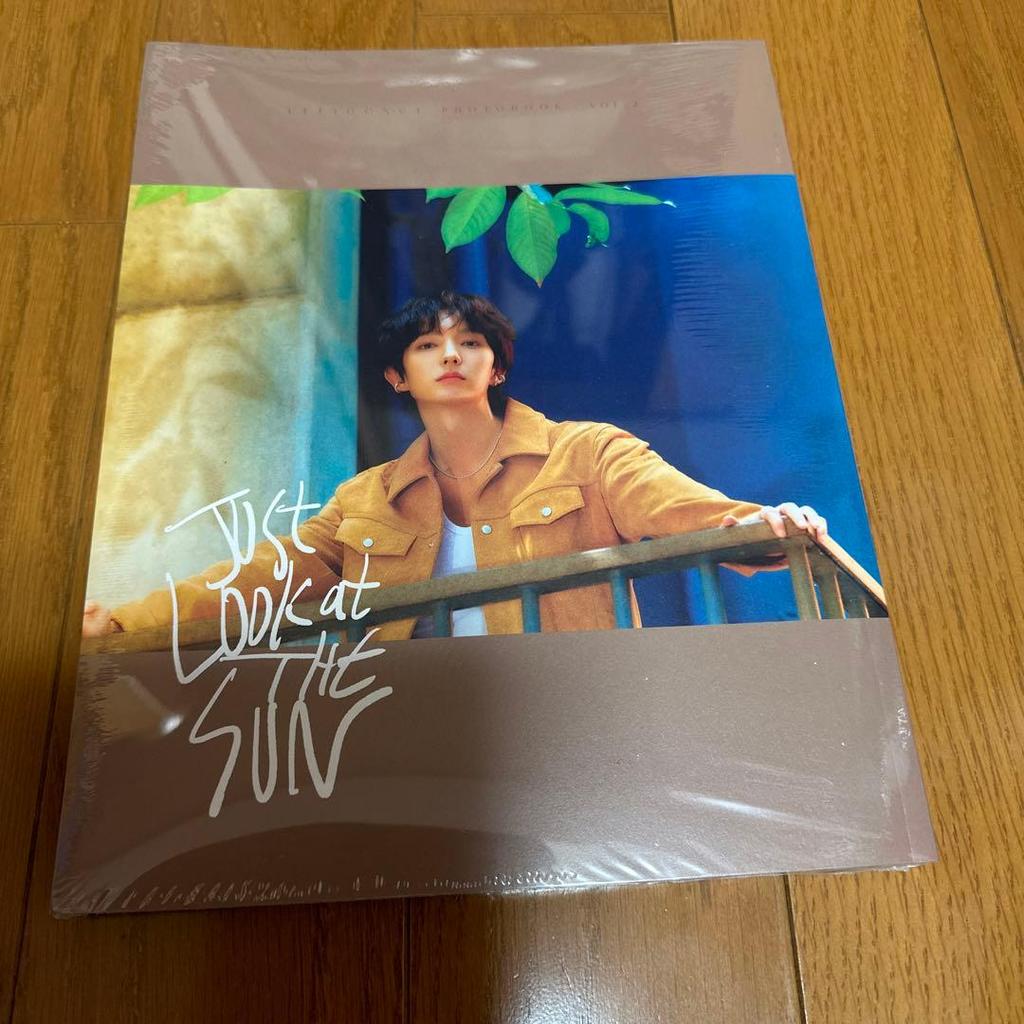 [USED] Lee Jun Gi Official Magazine