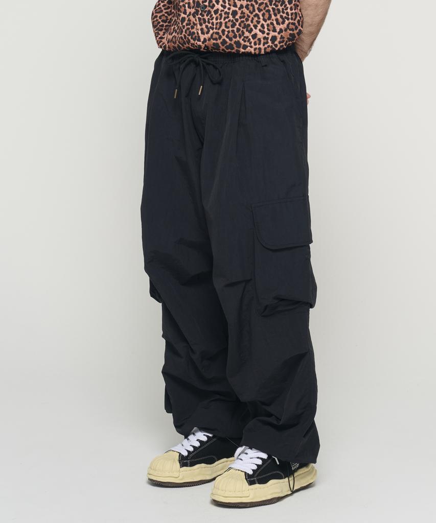 CARGOBROS Multi-Pocket Nylon Cargo Pants (Black)