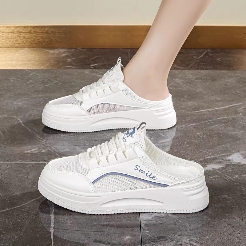 Кеды 2025 новые универсальные и удобные летние спортивные взрыв дышащие нишевые с юбкой ленивые маленькие белые туфли