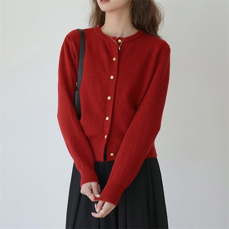 Нежный ретро маленький кардиган с круглым вырезом и золотой пряжкой, женский осенний свободный повседневный базовый вязаный жакет