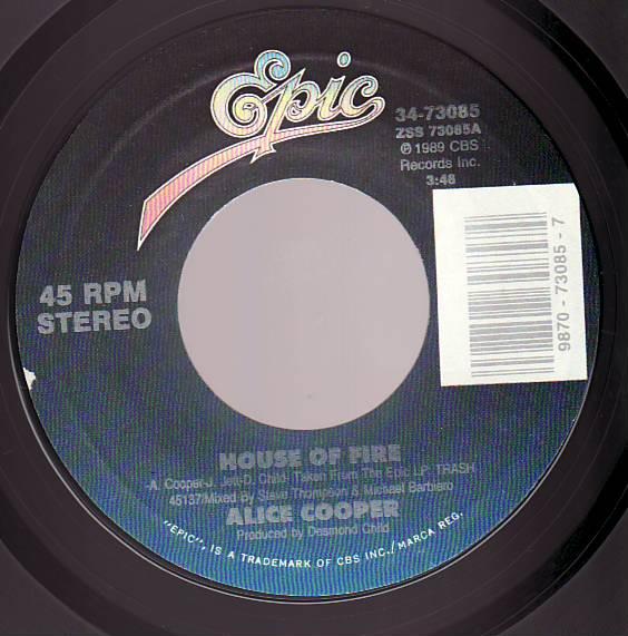 7-дюймовая пластинка ALICE COOPER House Of Fire 3473085 EPIC 1989 США Рок Б/У