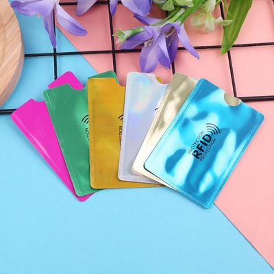 Чехол для банковских карт с RFID защитой