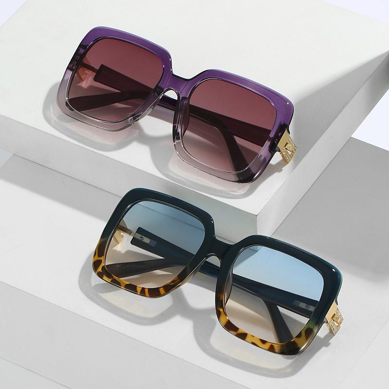 Summer new European and American fashion retro square catwalk large frame sunglasses women's popular sunglasses