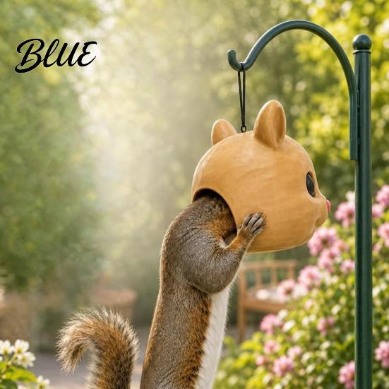 Novelty Garden Decor Squirrel Head Feeder Funny Animal Face Design Hanging Gift for Nature Lovers Wildlife Feeding Station Outdoor Backyard