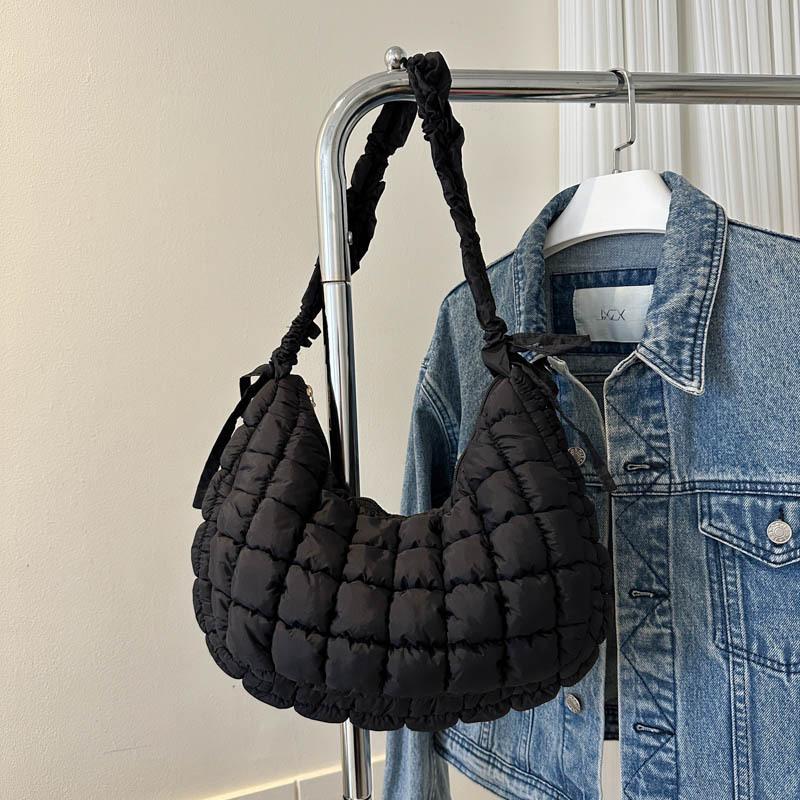 Nylon Bag Handbag Women Tote Bag Top Handle Bag New Personalized Pleated Cloud Bag Fashion Oxford Cloth Shoulder Oblique Dumpling Bubble Bag