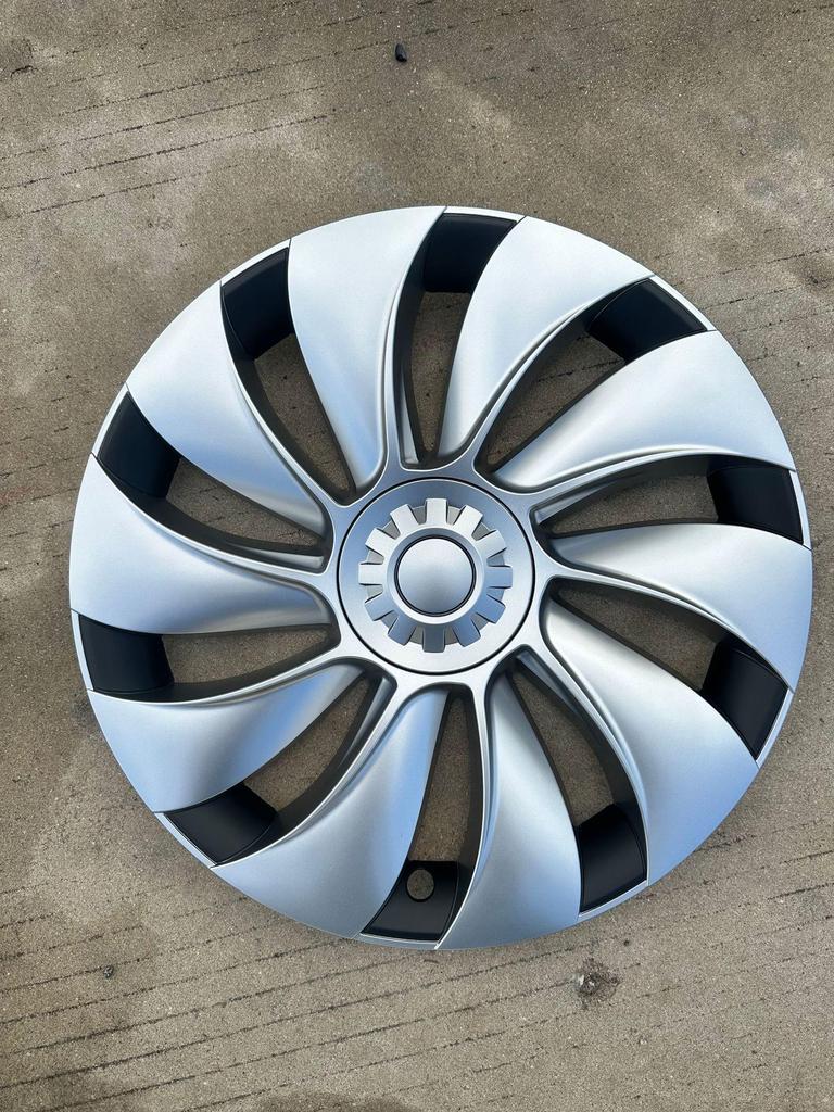 Колпаки на ступицы колес 19" Cyclone для Model Y: Полная обтяжка, Защита от царапин, Декоративная модификация. Разработано для обновленной версии.