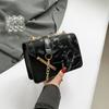 Summer Retro One-shoulder Crossbody Bag for Women New Trendy Casual and Beautiful Fashionable Square Bag