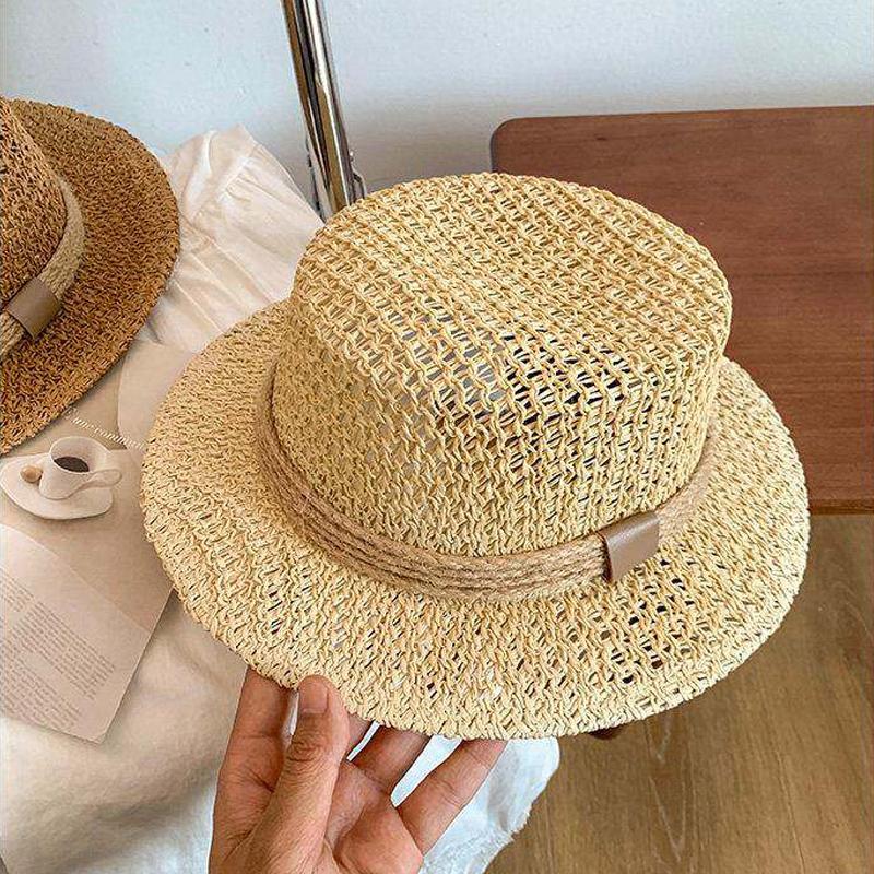 Straw Hat for Women Summer Old Money Style Hollow Woven Fedora Hat Retro French Beach Vacation Sun Hat Outdoor UV Protection