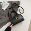 Retro Texture Fashionable Portable Small Square Bag Women's Autumn and Winter New Niche Versatile Shoulder Messenger Bag