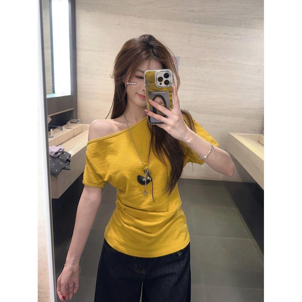 Корейская нишевая желтая облегающая футболка на одно плечо для женщин - Летний топ, подчеркивающий талию