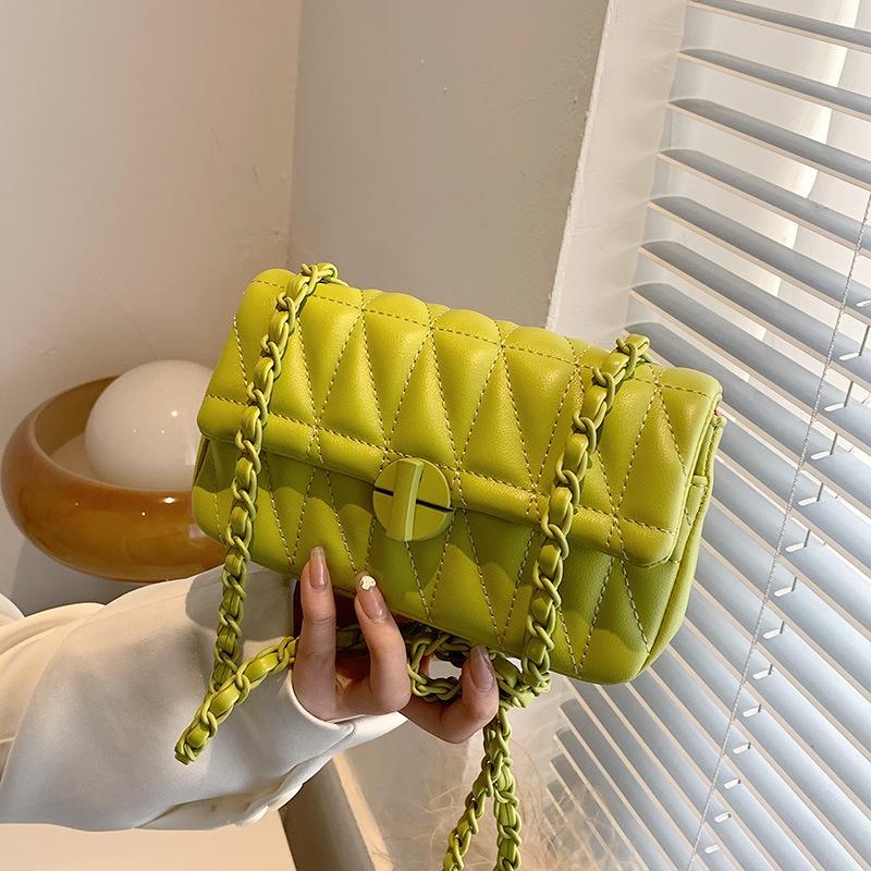 IELGY women's chain small square bag texture simple messenger
