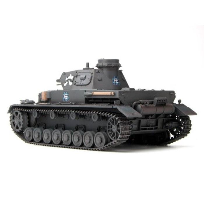 Platz 1/35 Girls und Panzer IV Tank D-Type Anglerfish Team Model Kit