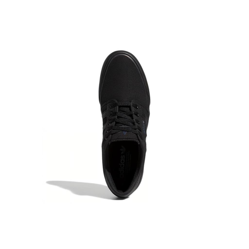 adidas Seeley Xt 'Triple Black' GZ8570