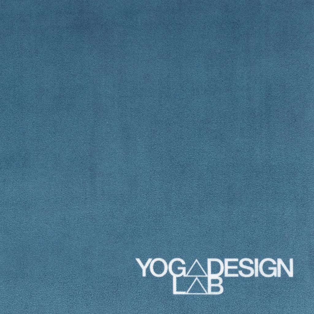 Коврик для йоги Yoga Design Lab толщиной 1,5 мм, легкий складной дорожный коврик с ремешком (Атлас)