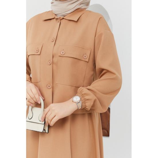 Женский хиджаб с карманом на пуговицах и эластичной расклешенной юбкой с манжетами