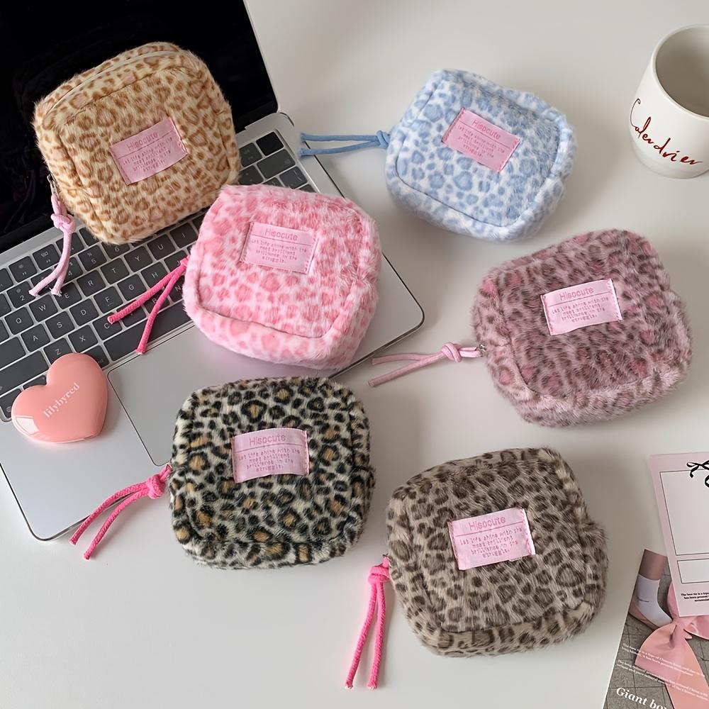 1Pc Leopard Print Plush Makeup Bag, Winter Warm Mini Square Makeup Bag, Lipstick Case, Cosmetic Storage Bag, Multifunctional Design, Suitable