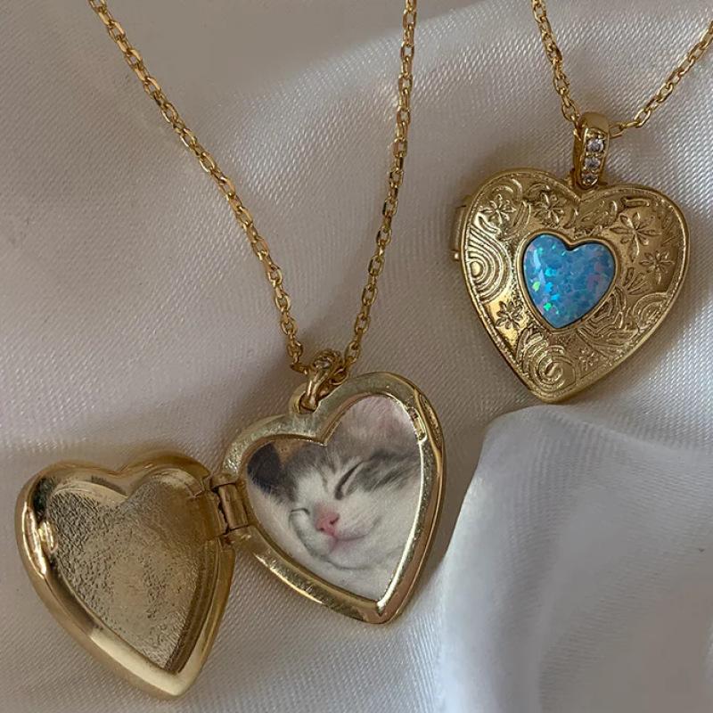 Valentine'S Day Niche Design Love Box Pendant Necklace Open And Close Peach Heart Pendant Collarbone Chain Copper Plated Real Gold