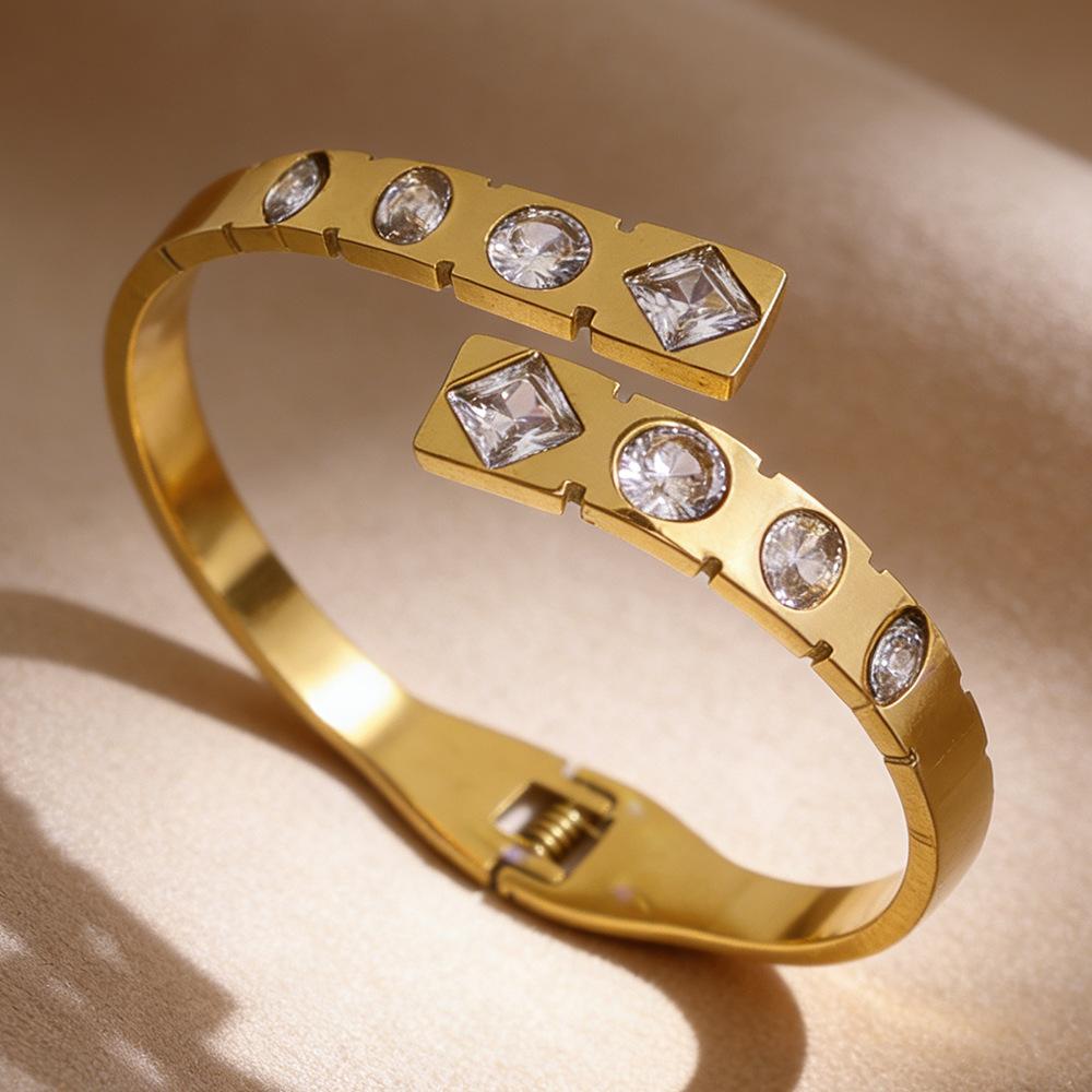 Light Luxury Oval Inlaid Zircon Bracelet for Girls European and American Fashion Versatile Square Open Bracelet