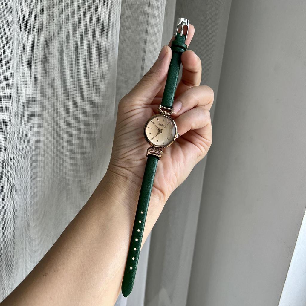 Простые повседневные студенческие часы корейской версии с дисковым ремешком, кварцевые