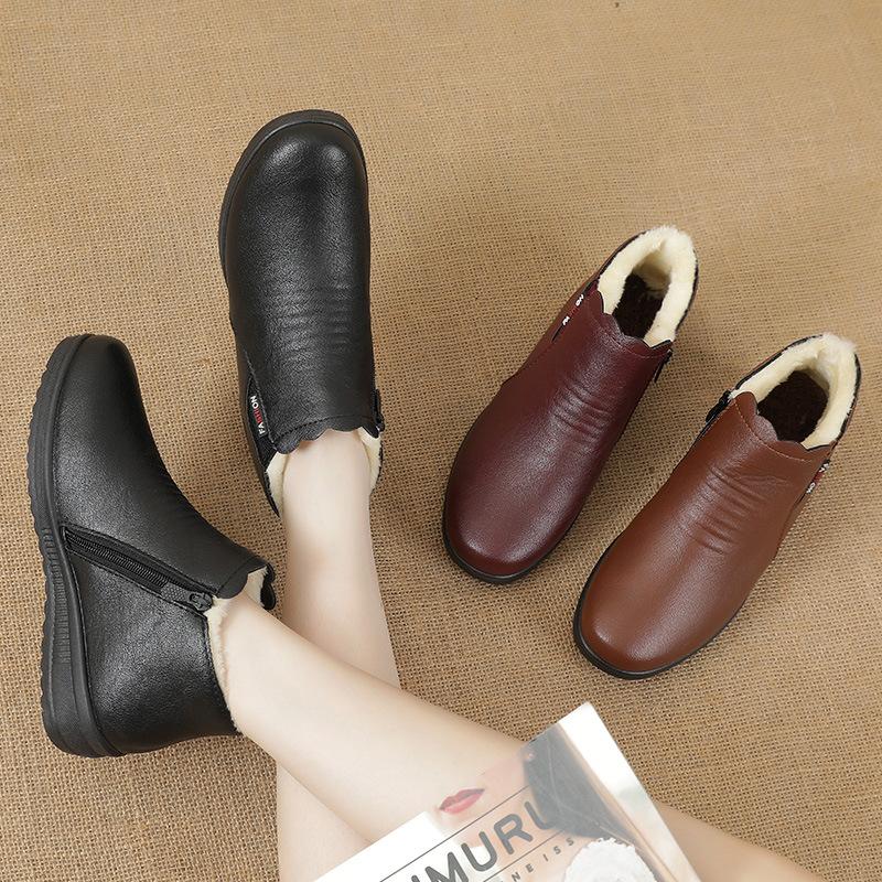 Winter New Mom Cotton Shoes Middle-aged Flat Bottom Non-slip Snow Boots Middle-aged Padded Warm Boots Elderly Leather Shoes