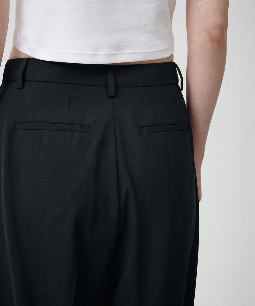 MUSINSA STANDARD WOMAN Женские летние шерстяные свободные зауженные брюки с скрытой резинкой [Черный]