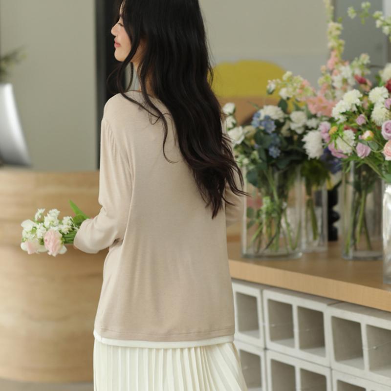 Long Sleeve Female Cold Basic Warm Shirt Fake Two Piece Bottoming Shirt Casual Clothes Round Neck Knit Shirt Tops Women Loose Solid Color Thin V-neck