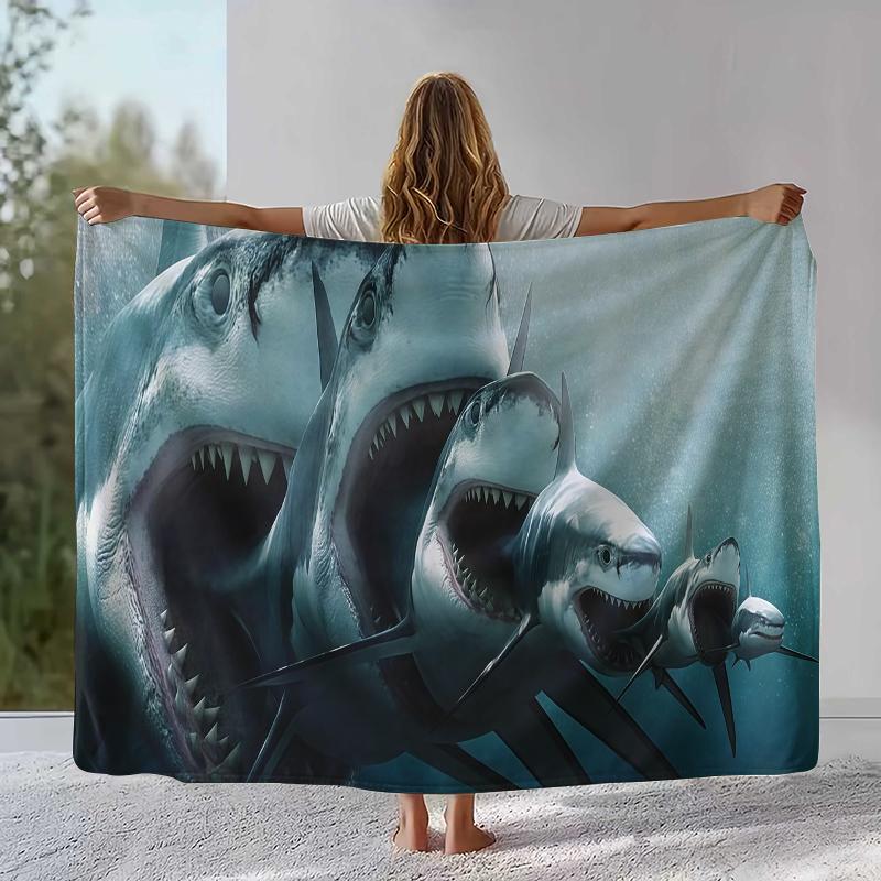 Horror Movie Jaws Shark Flannel Blanket,Ultra Soft Warm Plush Throw for Home Bedroom Bed Sofa Cover Office Camping Picnic gift