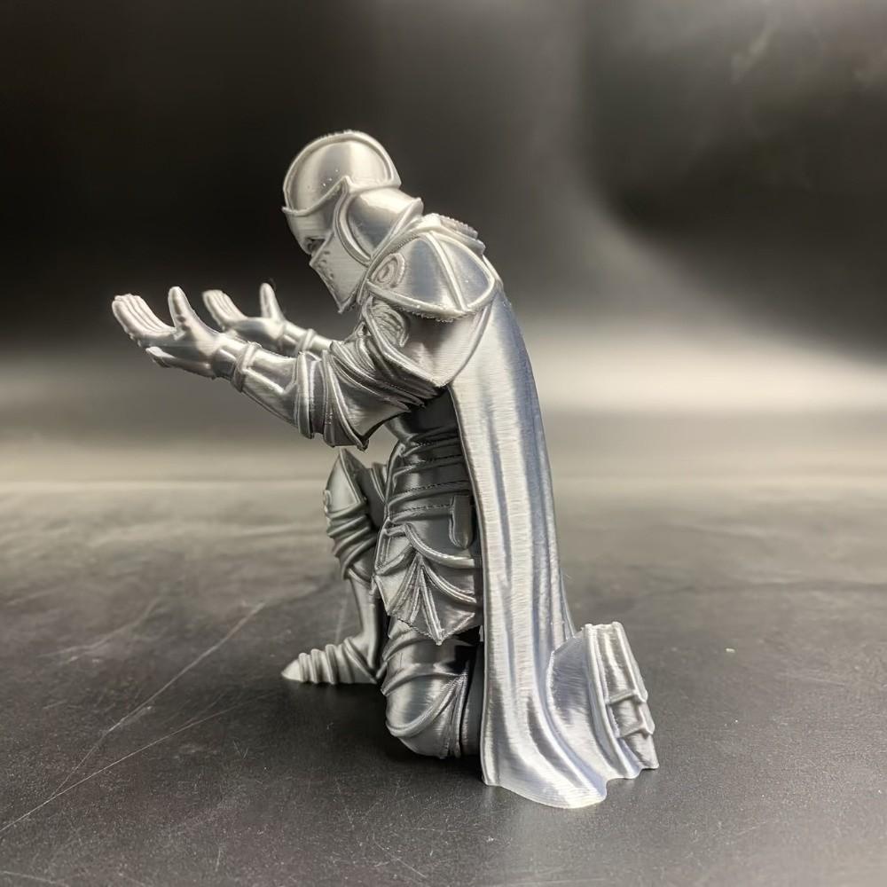 Creative Knight Decoration Funny Desktop Accessory Fashion Pen Holder Office