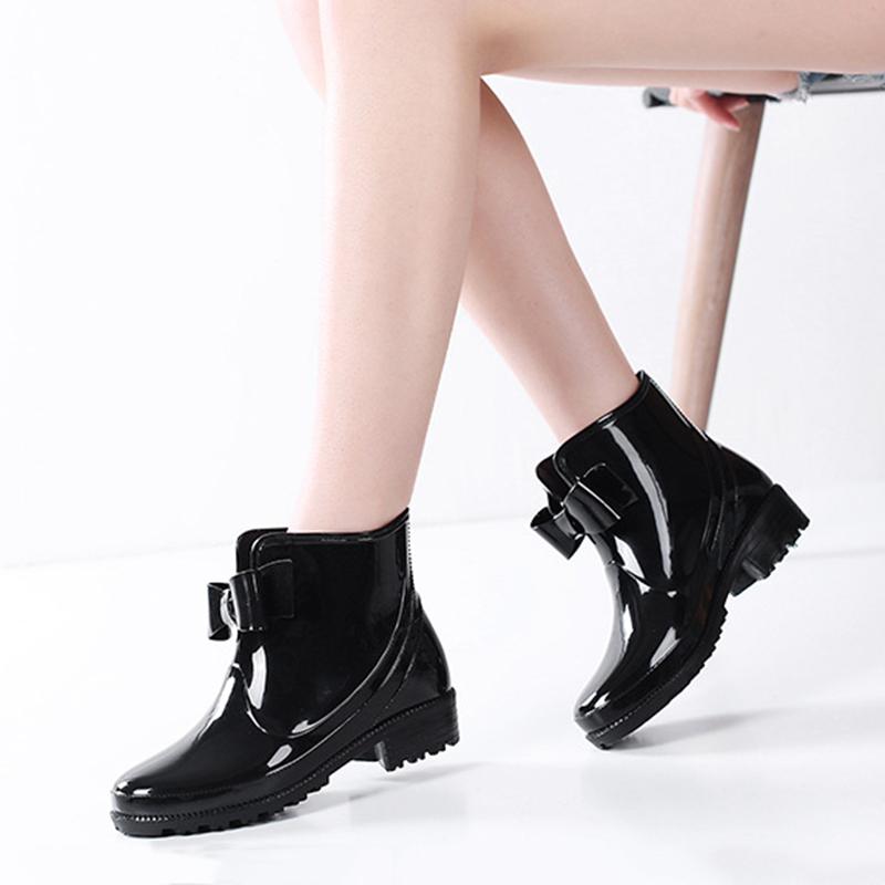 Модные короткие женские резиновые сапоги весна и лето новые модные плоские водонепроницаемые нескользящие женские водные сапоги из ПВХ 35-41