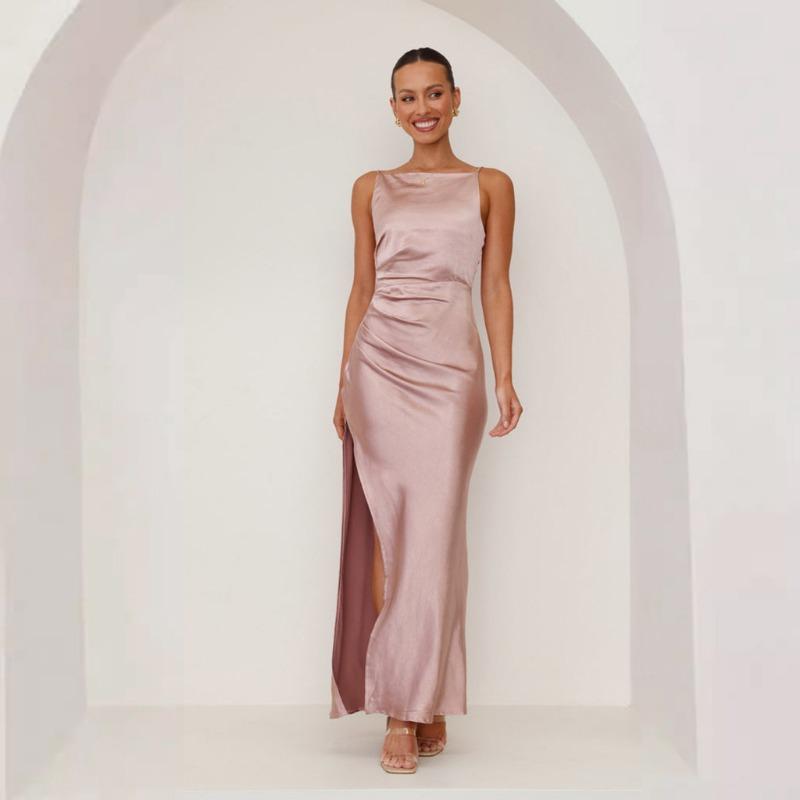 Однотонное сексуальное платье миди без рукавов с разрезом на спине